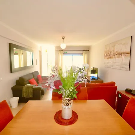 Apartment Bay